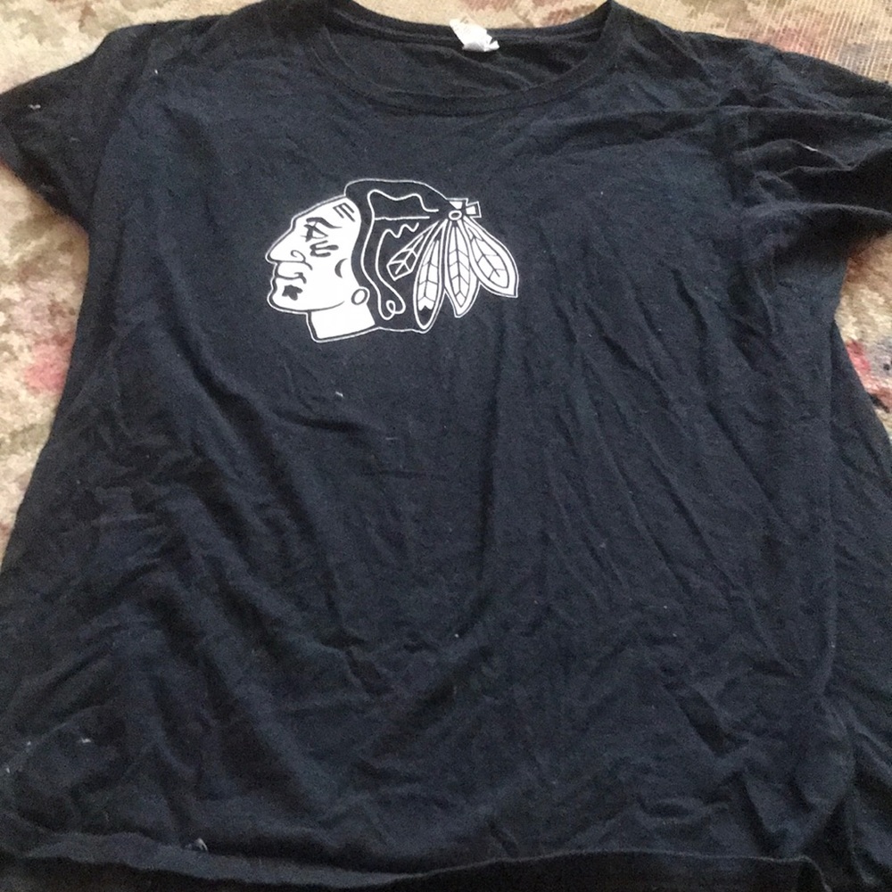 Ladies Chicago blackhawks shirt